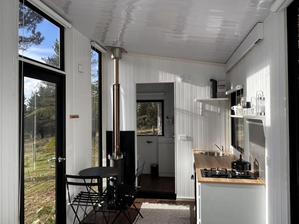 Aroha Tiny House Villa Rangihaeata Exterior photo